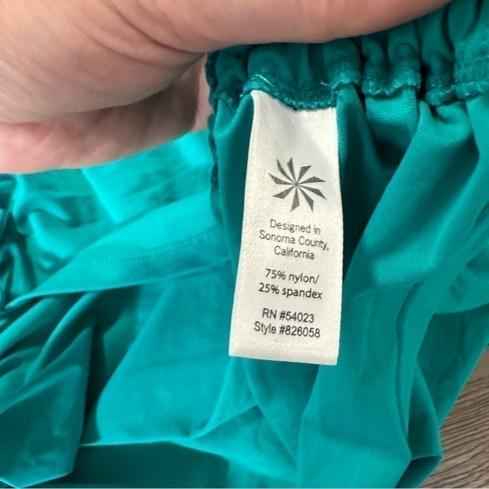 Athleta Swim suit Coverup Dress
Hot Shot Performance Long Sleeve Ruching Medium - Picture 6 of 13